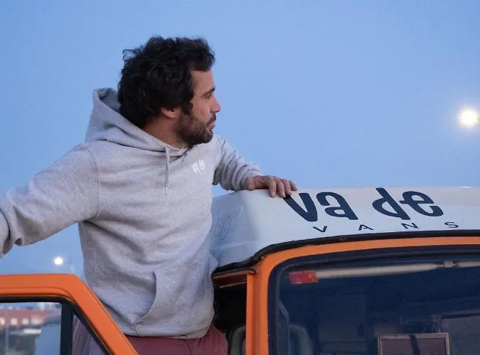 Va De Vans מלון *